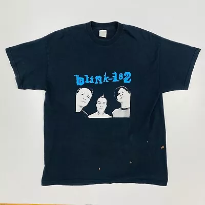 Buy 2004 Blink-182 Graphic T-Shirt - Medium • 22.50£