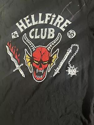 Buy Joseph Quinn Signed Stranger Things Hellfire Club TShirt With Certificate • 0.99£