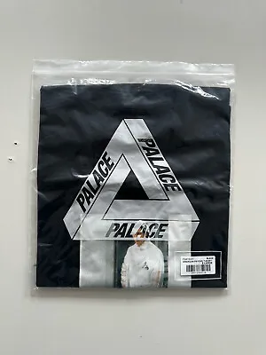 Buy Palace American Psycho T-Shirt • 90£