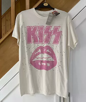 Buy Ladies Size Small KISS Rock Chick Band T-Shirt Short Sleeve Top Cream & Pink Lip • 11.99£