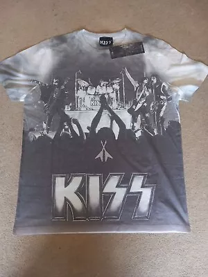 Buy Kiss T Shirt • 8£