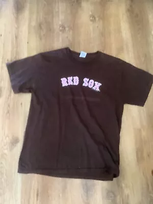 Buy Boston Red Sox T Shirt. Large. Brown. • 2£