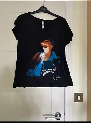 Buy V&A M Black Bowie T-shirt • 18£