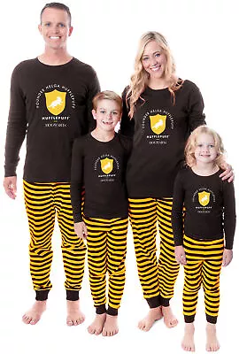 Buy Harry Potter Founder Tight Fit Family Pajama Set (Hufflepuff, Child, 6) • 23.33£