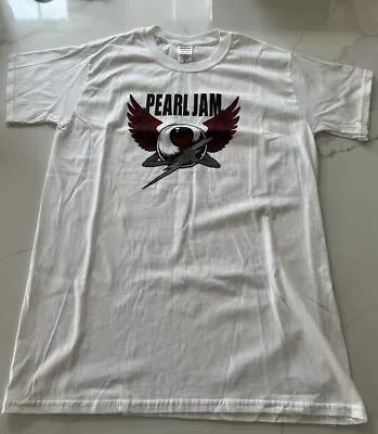 Buy Pearl Jam 2014 European Tour T-Shirt. Medium  • 40£