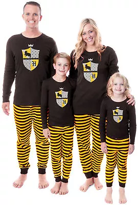 Buy Harry Potter Coat Of Arms Tight Fit Family Pajama Set (Hufflepuff, Child, 6) • 23.33£