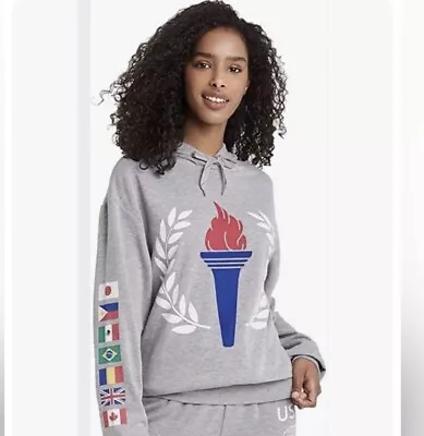 Buy Global Olympics Themed Long-Sleeve Pullover Hoodie Sweatshirt Size Small Zoe+Liv • 22.41£
