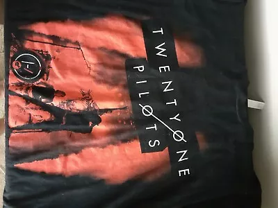 Buy 21 Pilots 2017 Tour Shirt • 18.66£