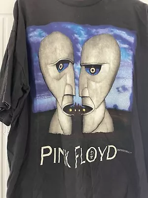 Buy Pink Floyd T Shirt • 0.99£