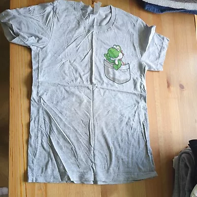 Buy Yoshi Mens T Shirt Grey Small • 1.99£