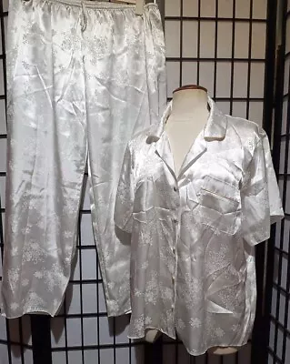 Buy BHS Short Sleeved Satin Floral Ivory Pyjamas Size 20 New With Tags • 9.99£