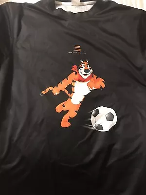 Buy 2008 Kellogg's Men's XL Soccer TONY THE TIGER Earn Your Stripes Nylon T-Shirt  • 9.34£