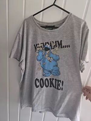 Buy Cookie Monster Sesame Street Grey MMMMM.... T-shirt Adult / Men's Size Medium • 7.99£