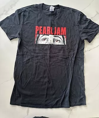 Buy Pearl Jam 2014 European Tour T-Shirt. Medium  • 40£