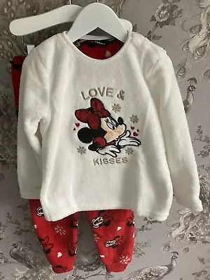 Buy THESE ARE A GORGEOUS Set Of Fleece Pyjamas Disney’s Minnie Mouse Age 4-5 Years • 4.20£