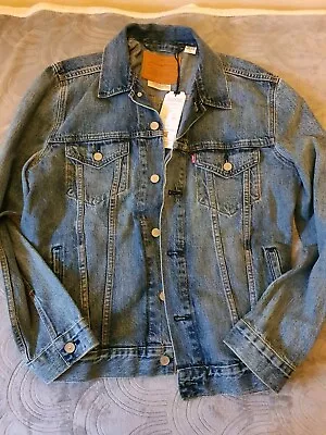 Buy Levis Denim Jacket Mens Large • 38£